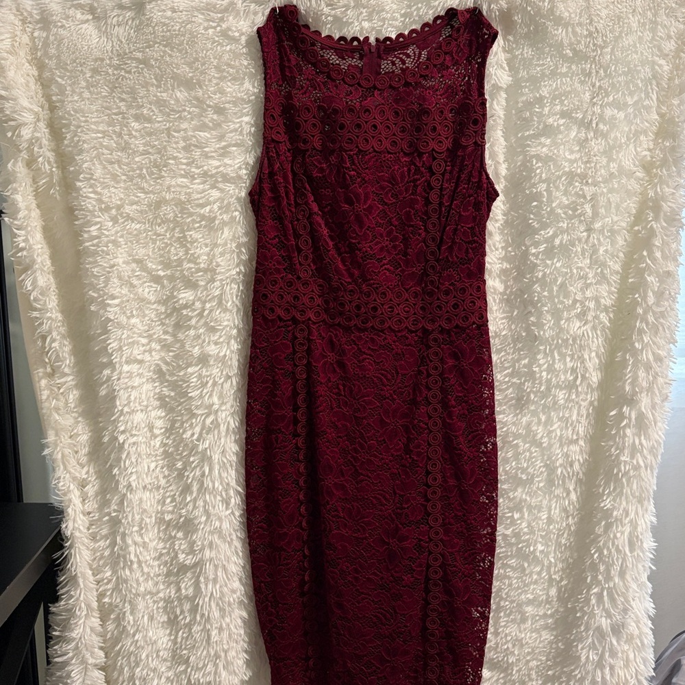 Premier Amour Burgundy Lace Dress
